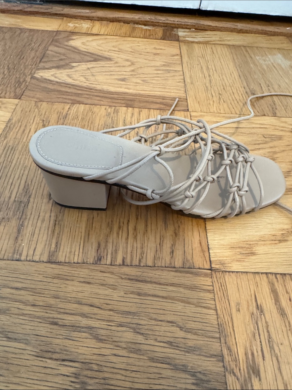 Chloé 'Jamie' Knot Wrap Sandal in Cream size 38.5 - Picture 13 of 16